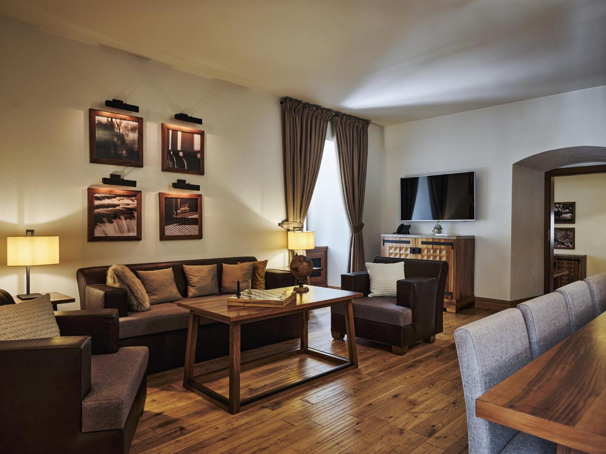 Hotel Grad Otocec - Relais Chateaux الغرفة الصورة